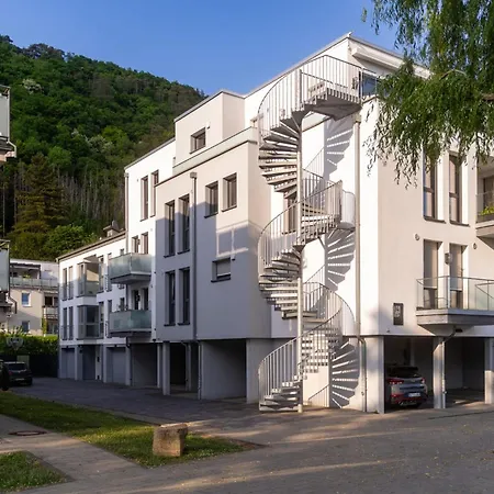 Hideaway Lounge Sure